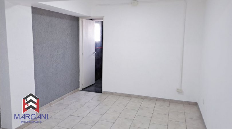 Local Comercial 280m2 Cub c/ Oficinas y Deposito