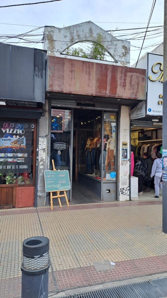 Local 75m2 San Justo centro S/ PEATONAL