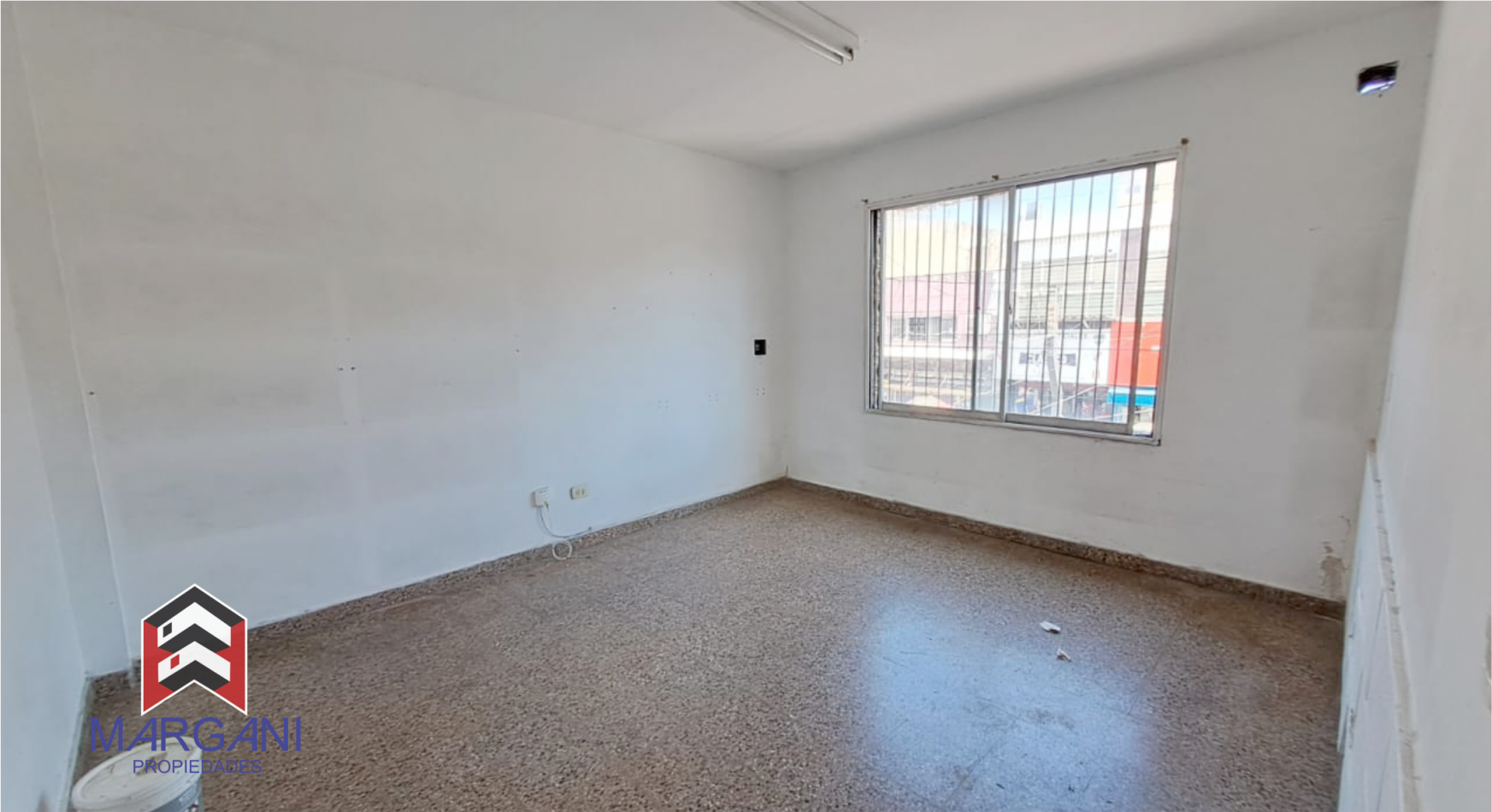 Oficina 30m2 San Justo CENTRO al Frente