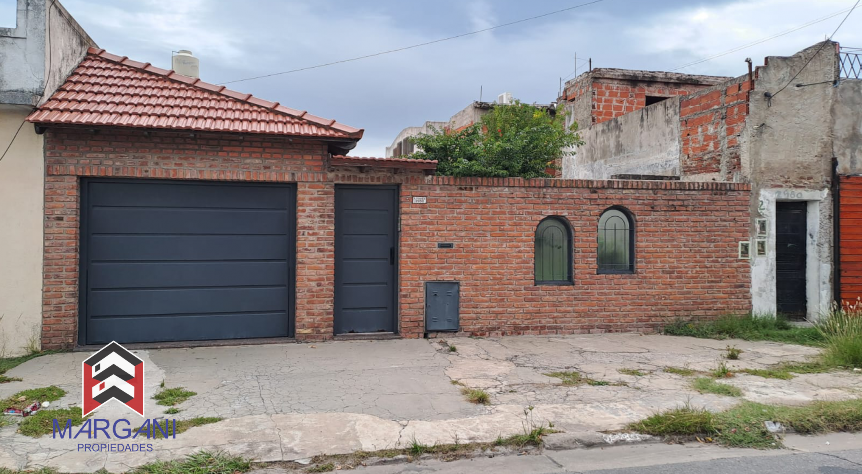 Foto Casa en Venta en La Tablada, Buenos Aires - U$D 110.000 - pix117929826 - BienesOnLine