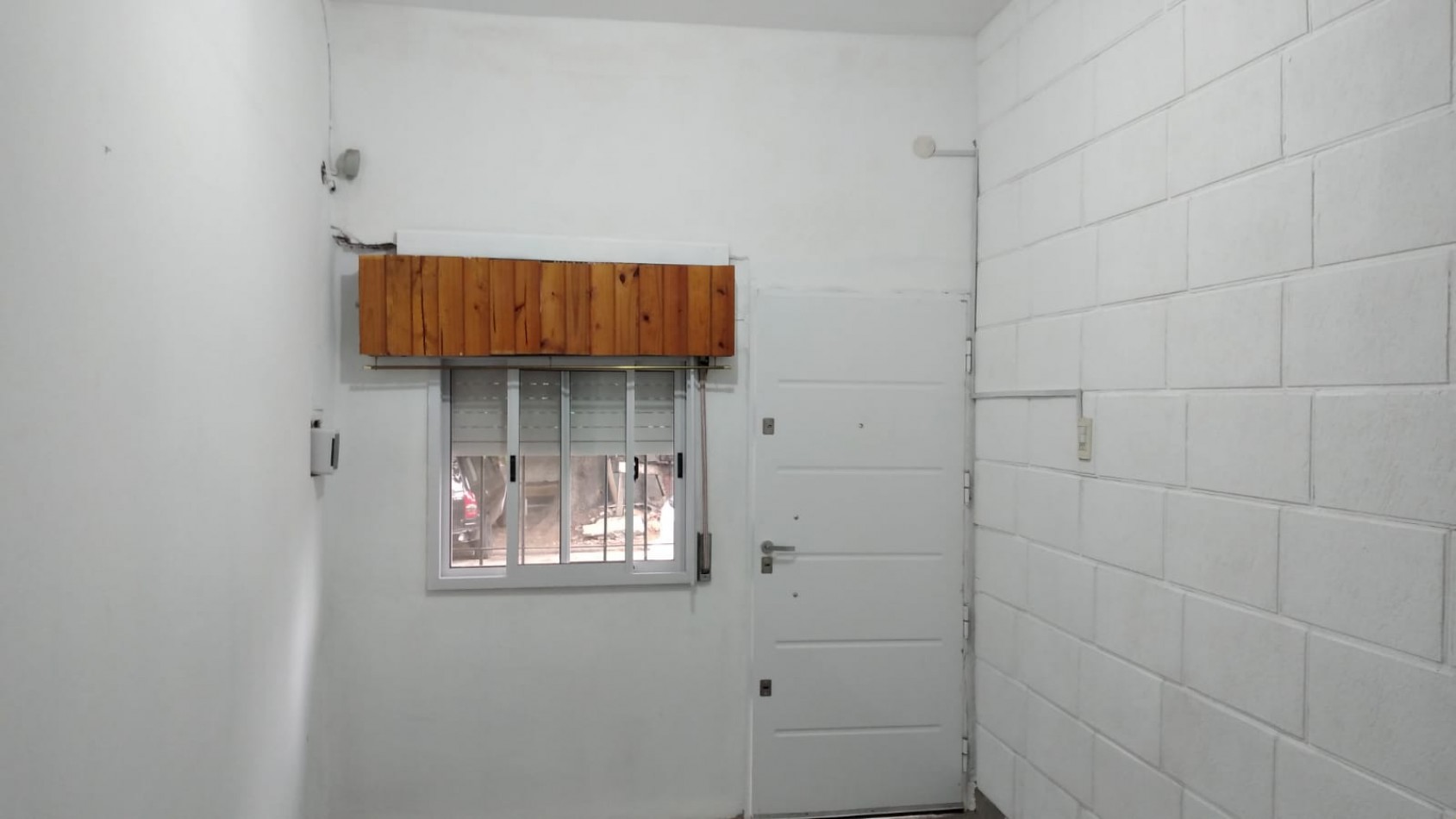 2 Departamentos 3AMB C/U c/ Patio - OPORTUNIDAD -