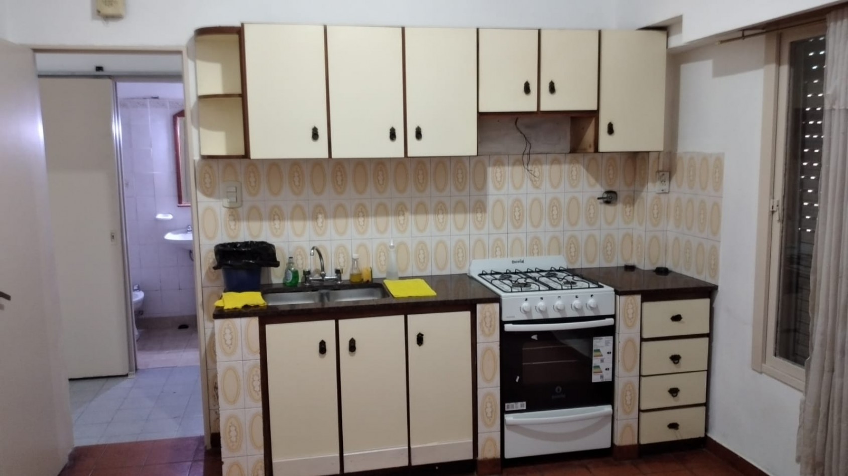 2 Departamentos 3AMB C/U c/ Patio - OPORTUNIDAD -