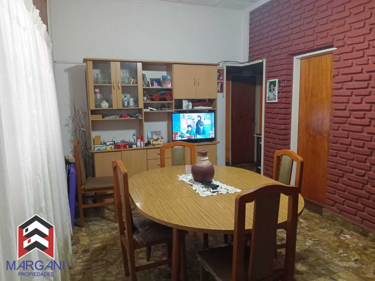 Departamento tipo CASA 3 AMB c/ Garage + Local